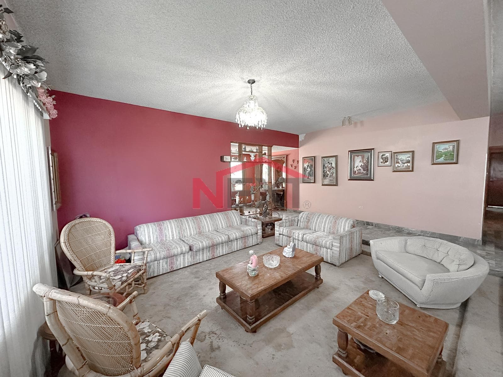 HOUSE FOR SALE IN COL. SAN BENITO