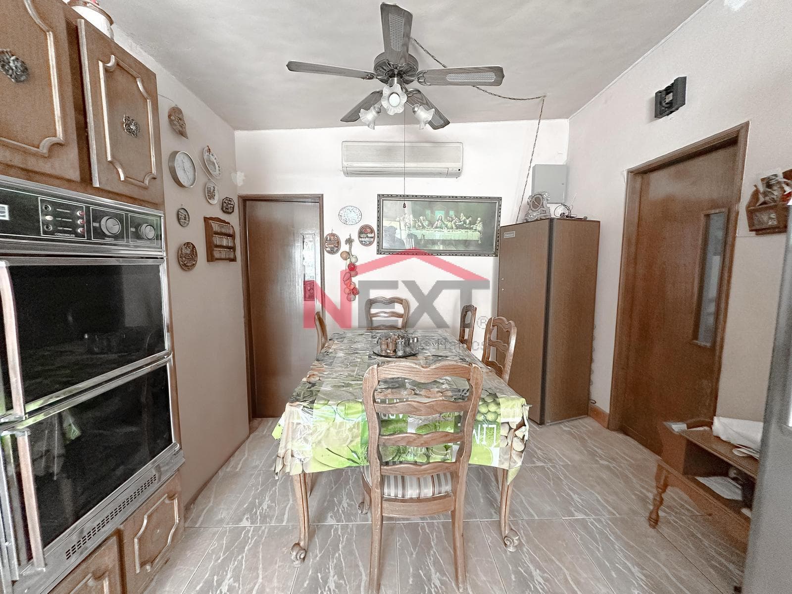 HOUSE FOR SALE IN COL. SAN BENITO
