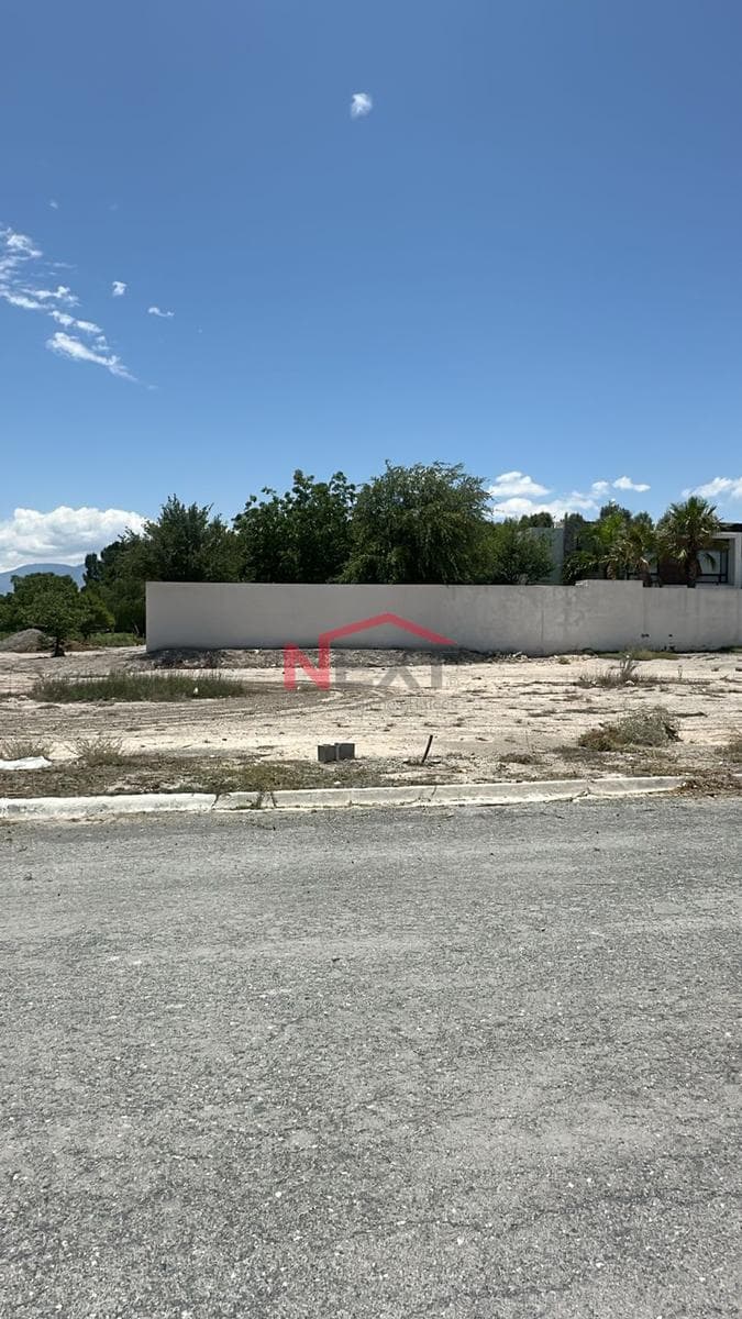 Land for SALE in the Country Club Residential Community