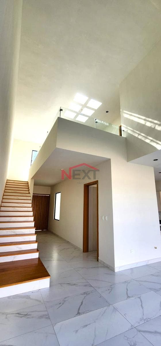 ???? Luxury Home in La Escondida (NORTH) – Fully Equipped Kitchen, Built-in Closets, and Double-Height Ceilings! ?