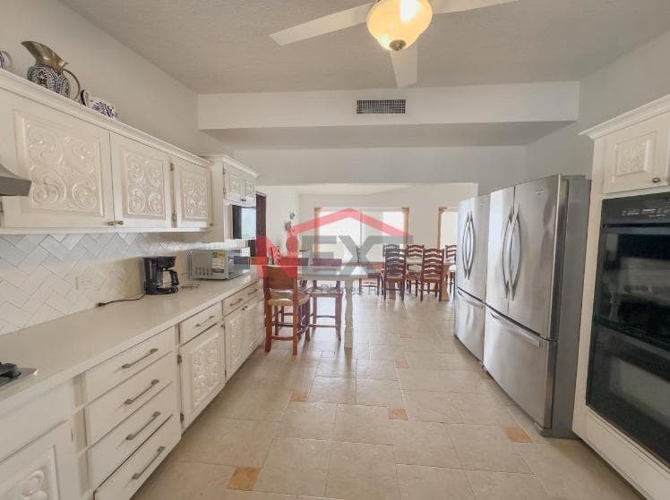 HOUSE FOR SALE IN BAHIA DE KINO ON THE BEACHFRONT