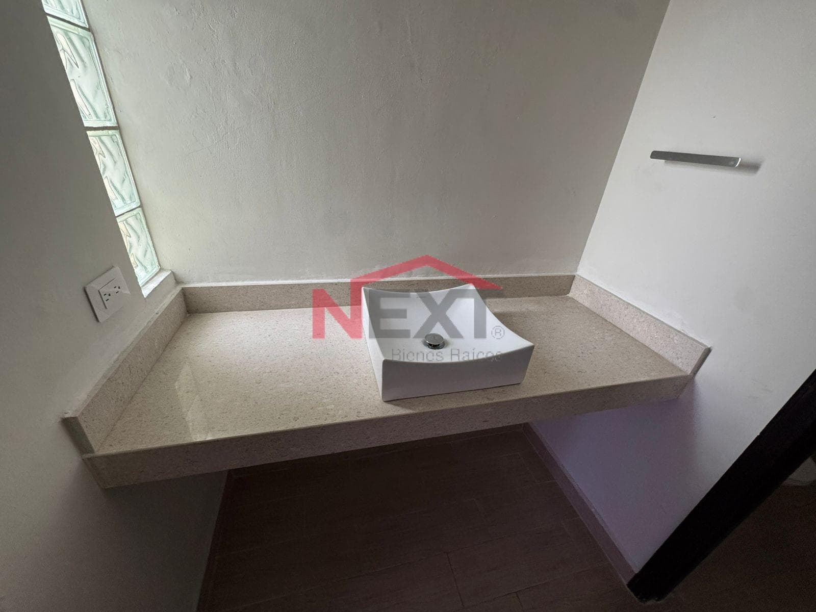 HOUSE FOR SALE IN ALTA CALIFORNIA RESIDENTIAL