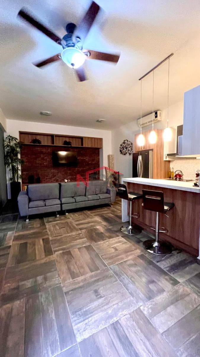 OFFICES AND APARTMENTS FOR SALE IN COL. MODELO