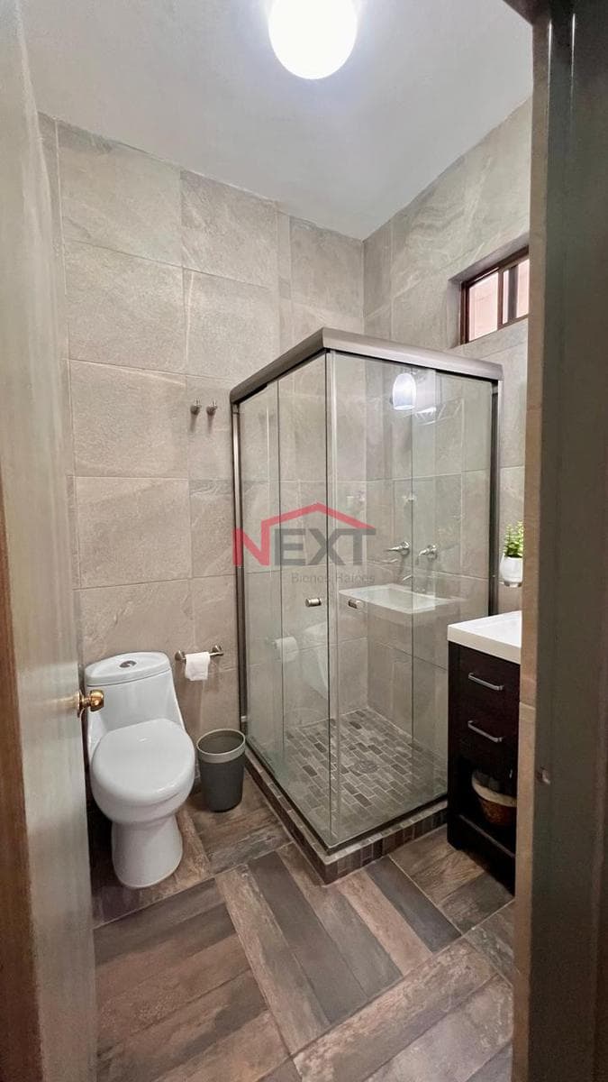 OFFICES AND APARTMENTS FOR SALE IN COL. MODELO