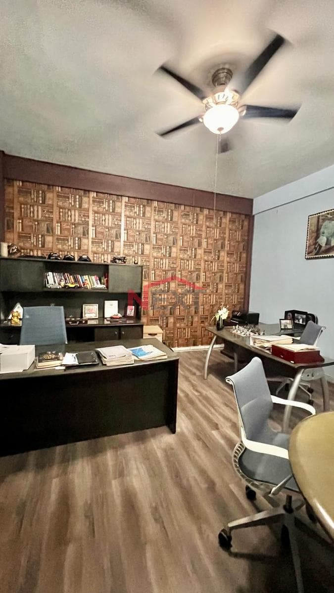 OFFICES AND APARTMENTS FOR SALE IN COL. MODELO
