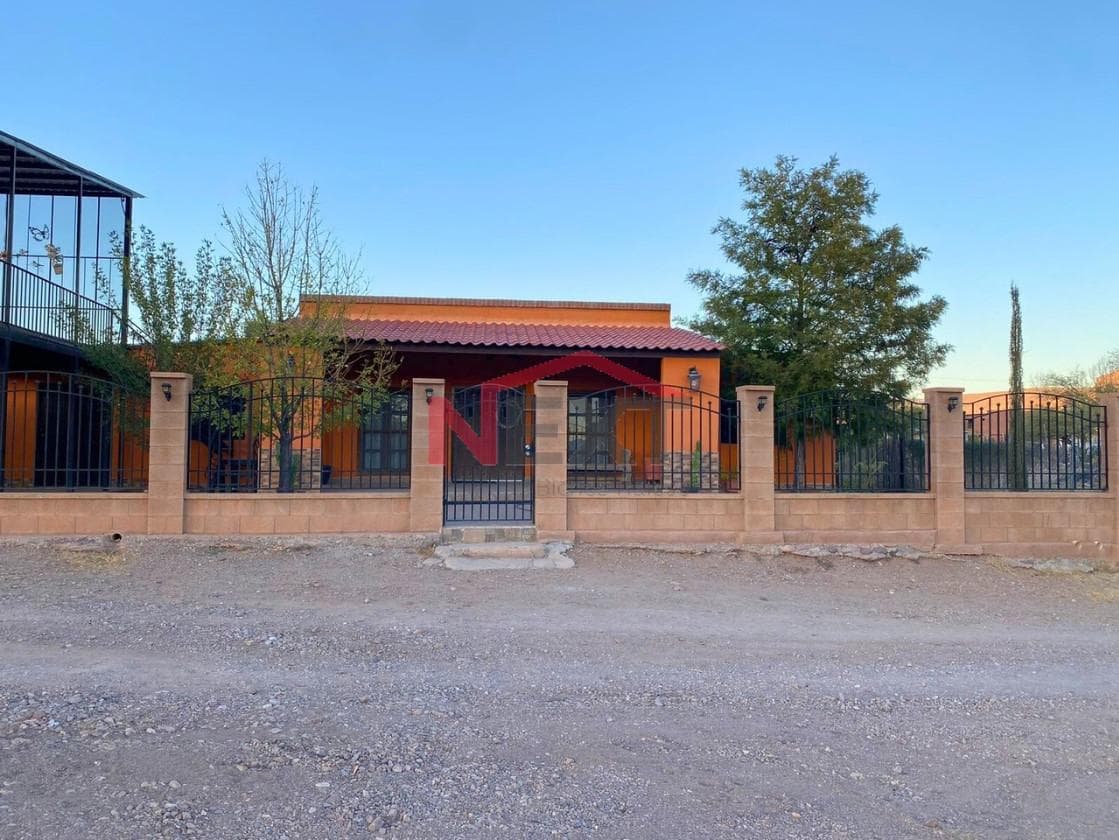 HOUSE FOR SALE IN THE TOWN OF HUASABAS, SONORA