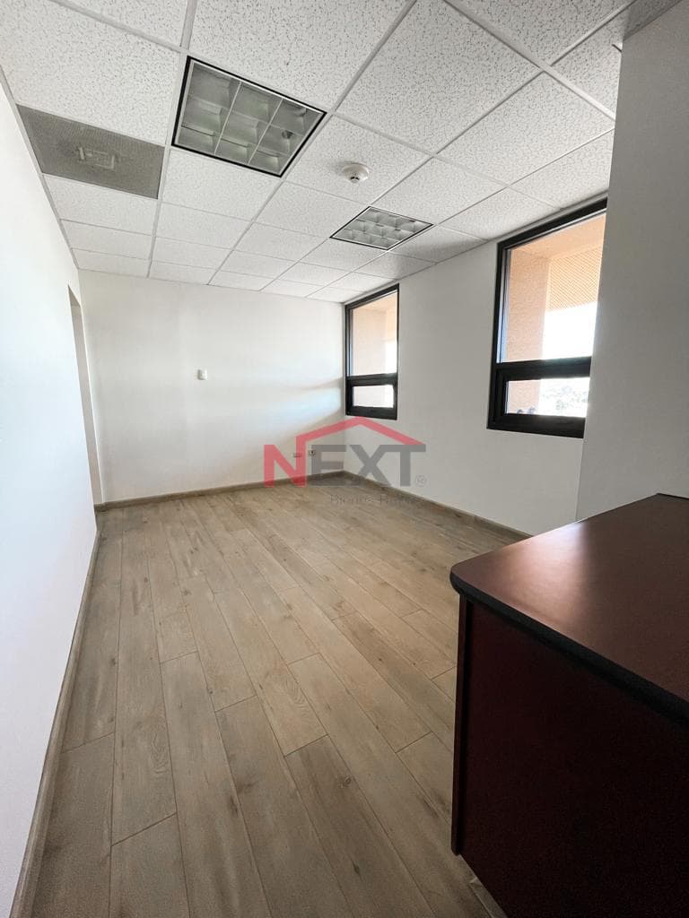 OFFICE FOR RENT AT THE LAS PALMAS BUSINESS CENTER