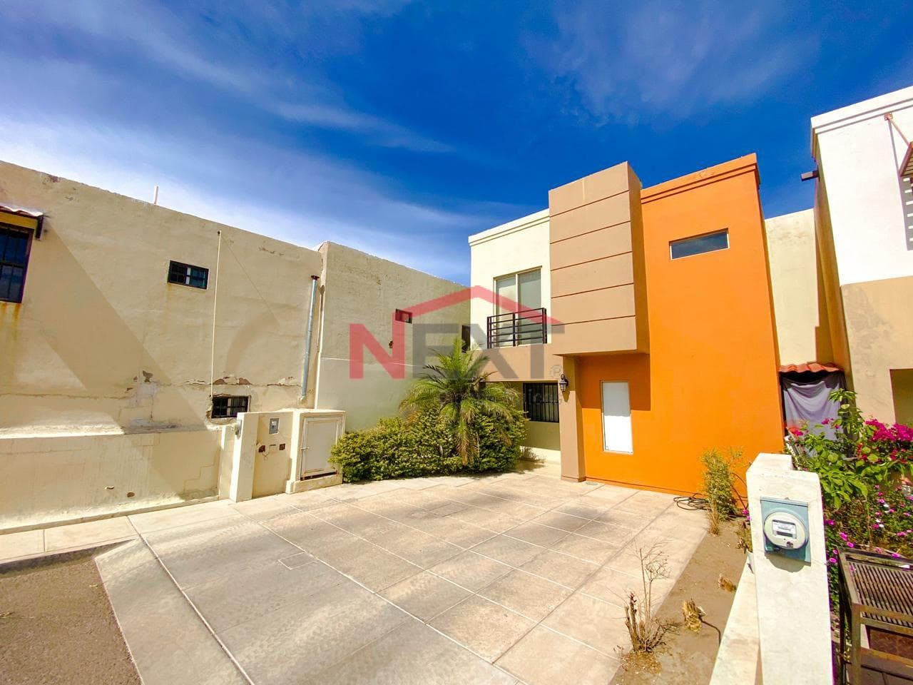 HOUSE FOR SALE IN SANTA BARBA RESIDENTIAL