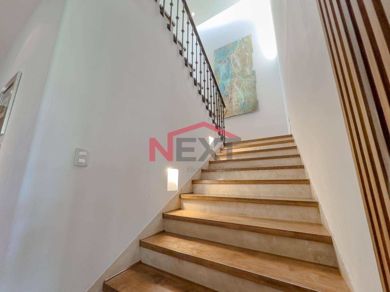 HOUSE FOR SALE IN LOS LAGOS, RUISEÑOR SECTION