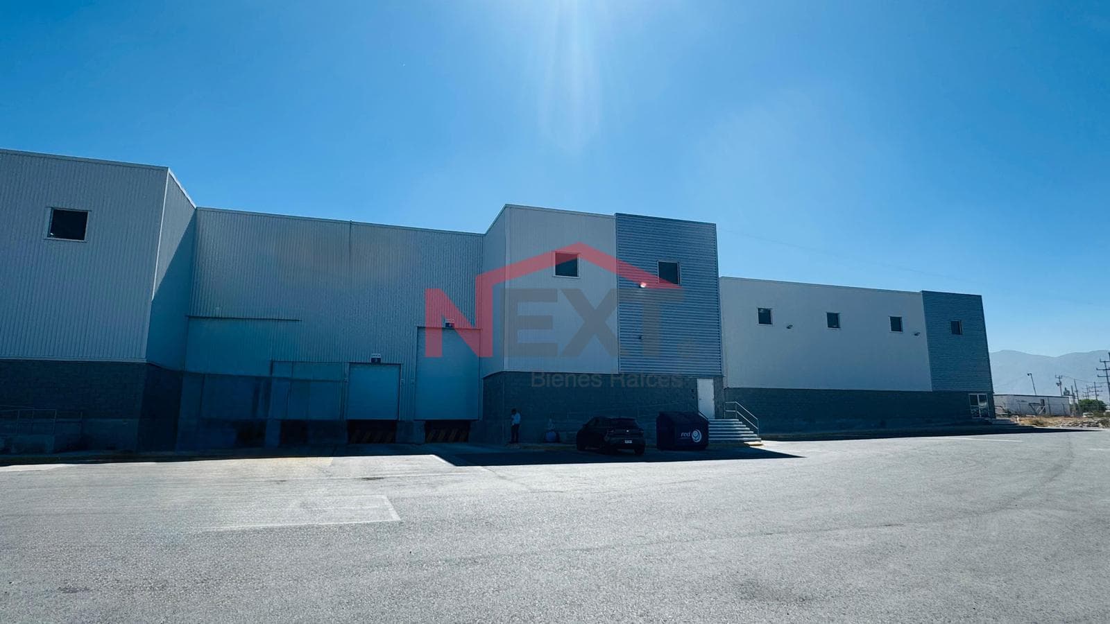 Industrial Warehouse for Rent in Arteaga | 1,900 m² | 5 Loading Docks | High Logistics Volume | Antares Park