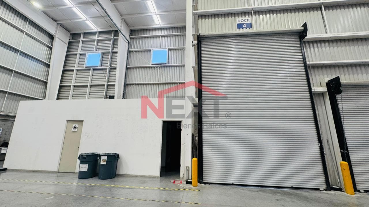 Industrial Warehouse for Rent in Arteaga | 1,900 m² | 5 Loading Docks | High Logistics Volume | Antares Park