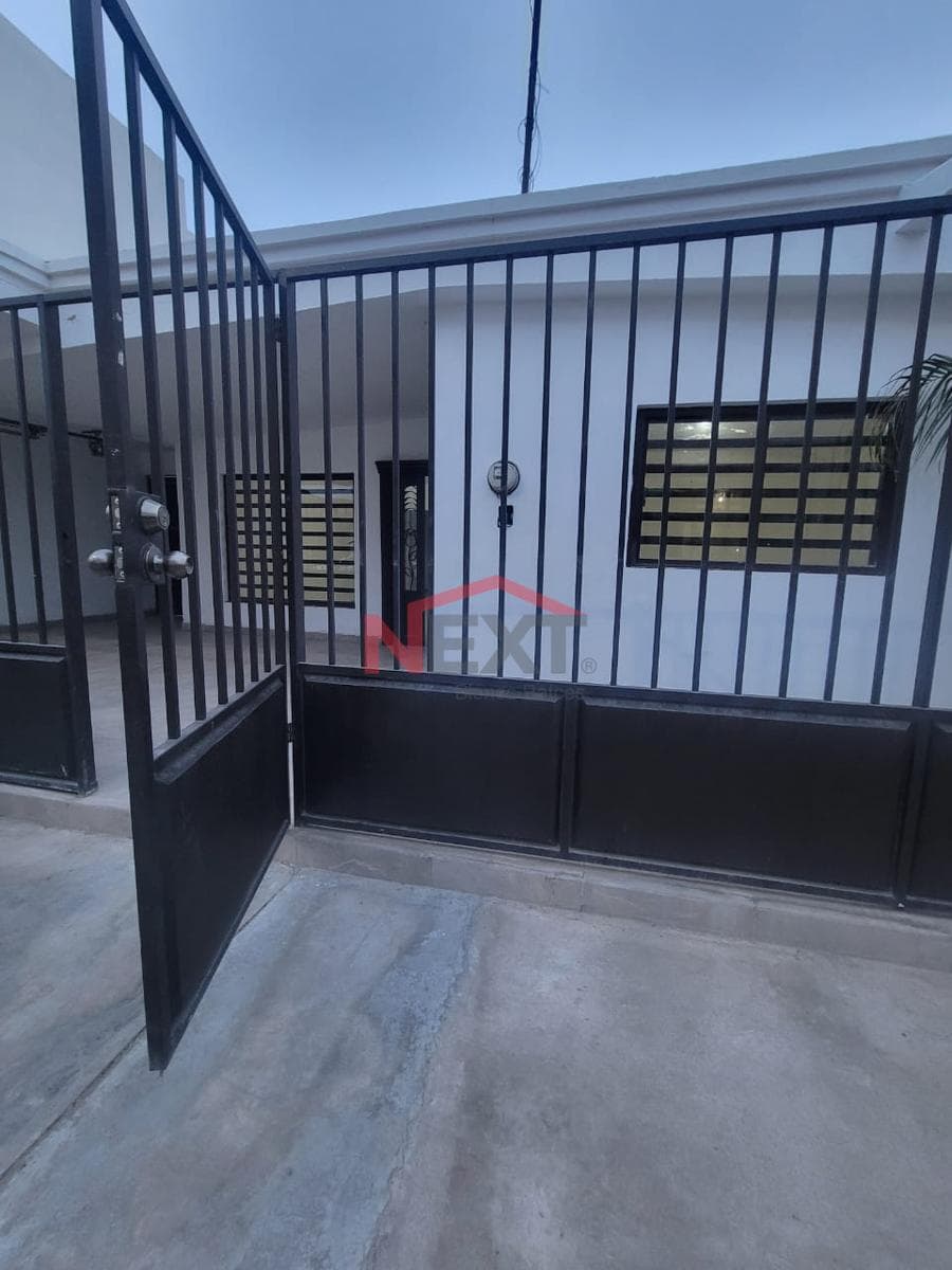 HOUSE FOR SALE IN COL. SANTA ISABEL