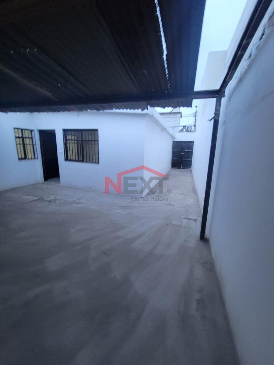 HOUSE FOR SALE IN COL. SANTA ISABEL