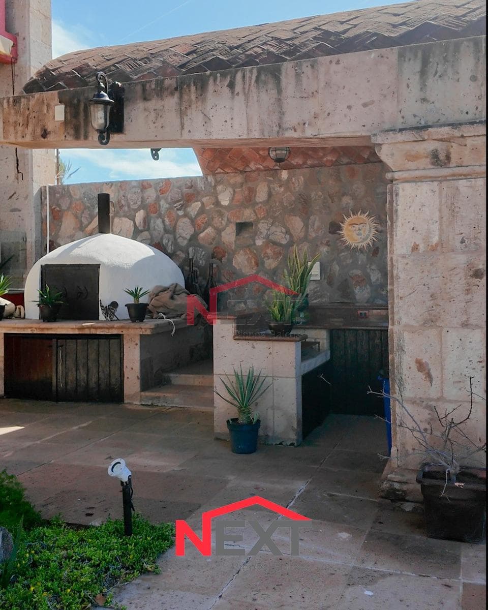 HOUSE FOR SALE IN BAHIA DE KINO NUEVO