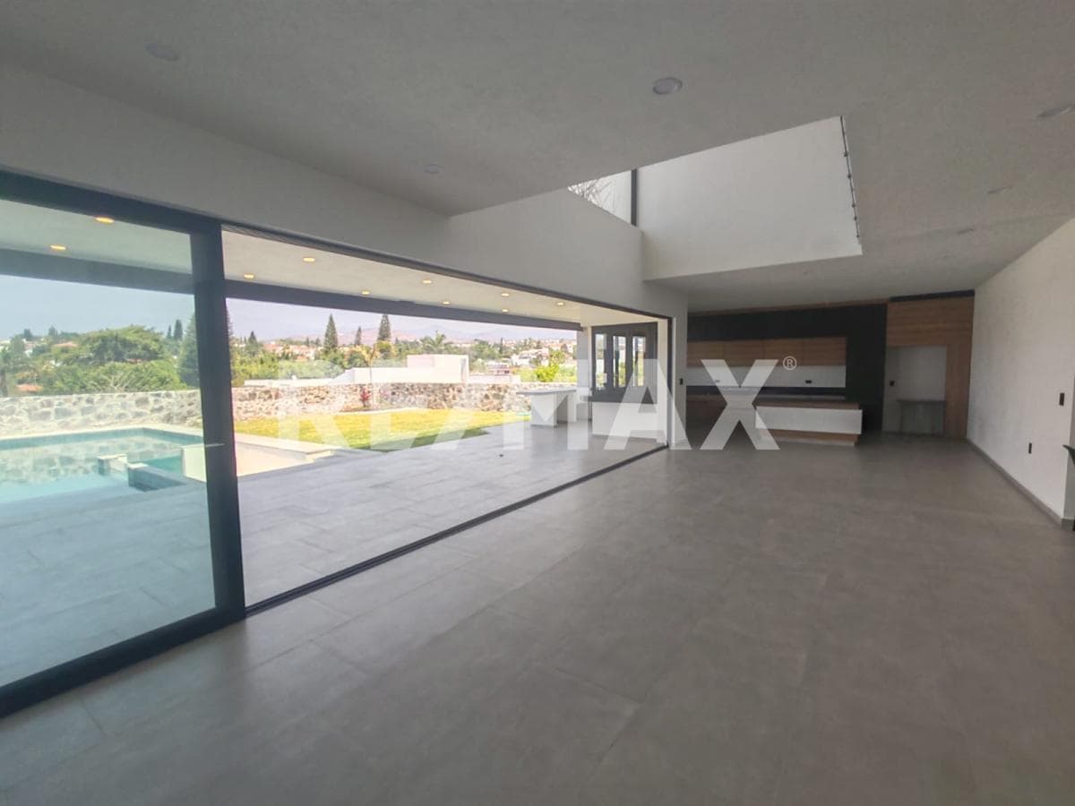 House for Sale in Morelos, Lomas de Cocoyoc