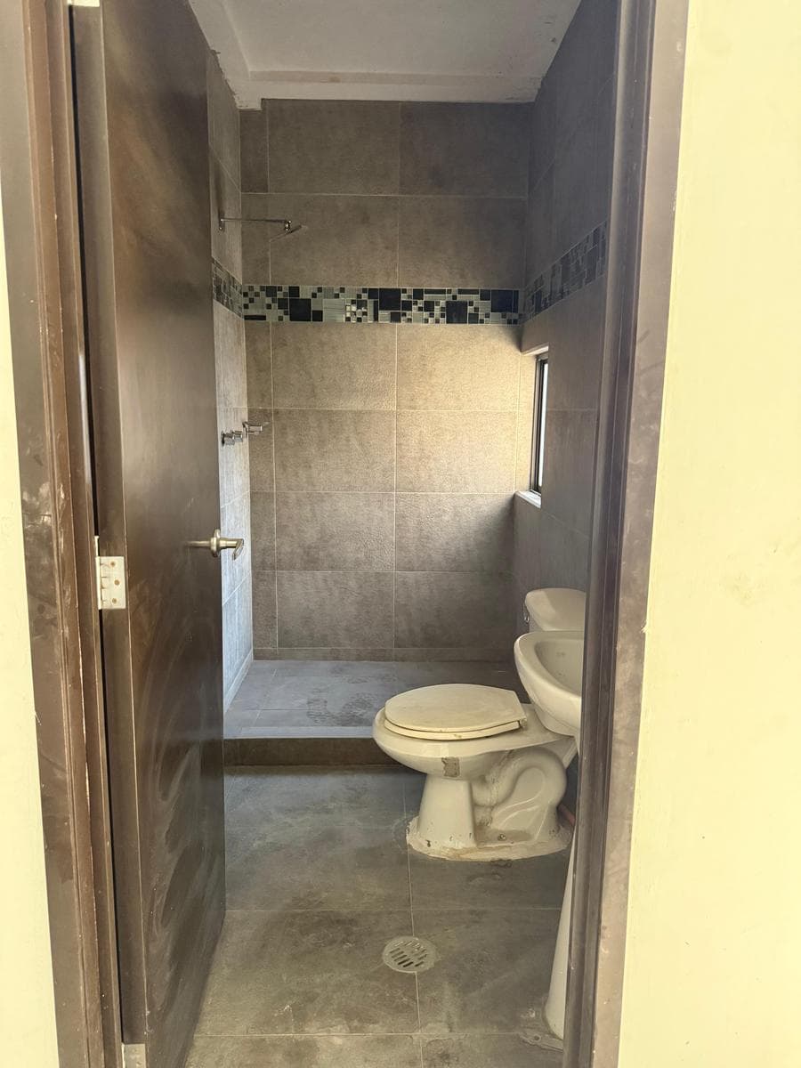 House for Sale in Valle del Aragon, Ecatepec de Morelos