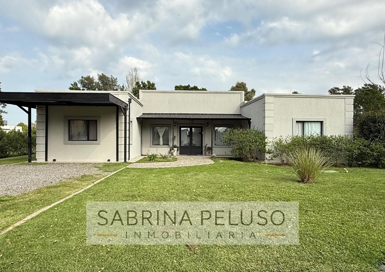 FOR RENT: 6-room house in Haras Del Sol - Pilar