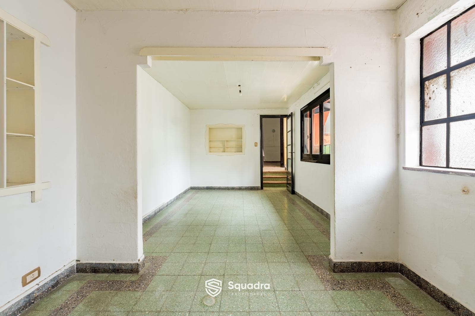 FOR SALE - 2-bedroom apartment on the top floor with a private terrace - Lourdes, Rosario.