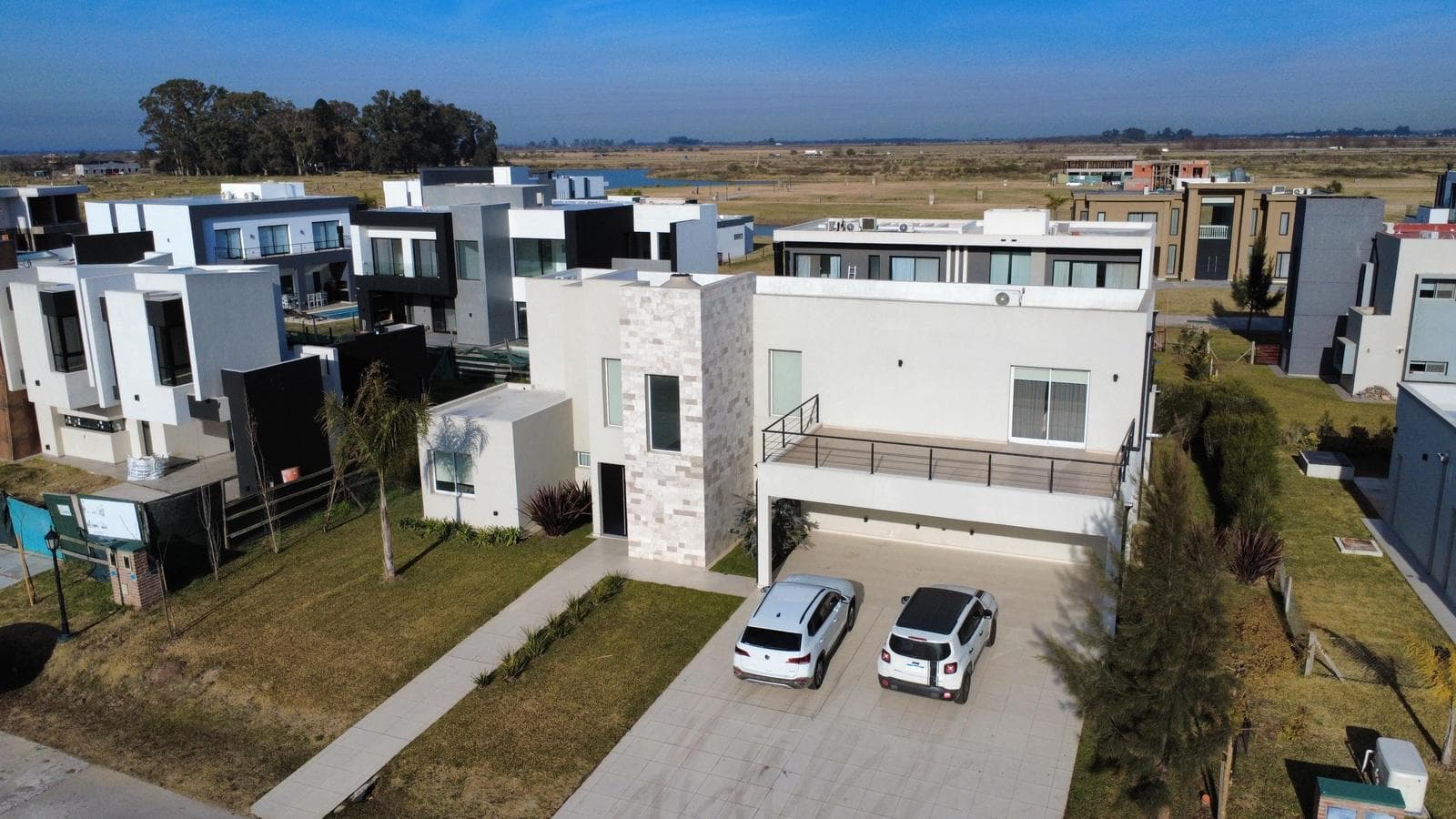 House for Sale in the Principality of Canning
