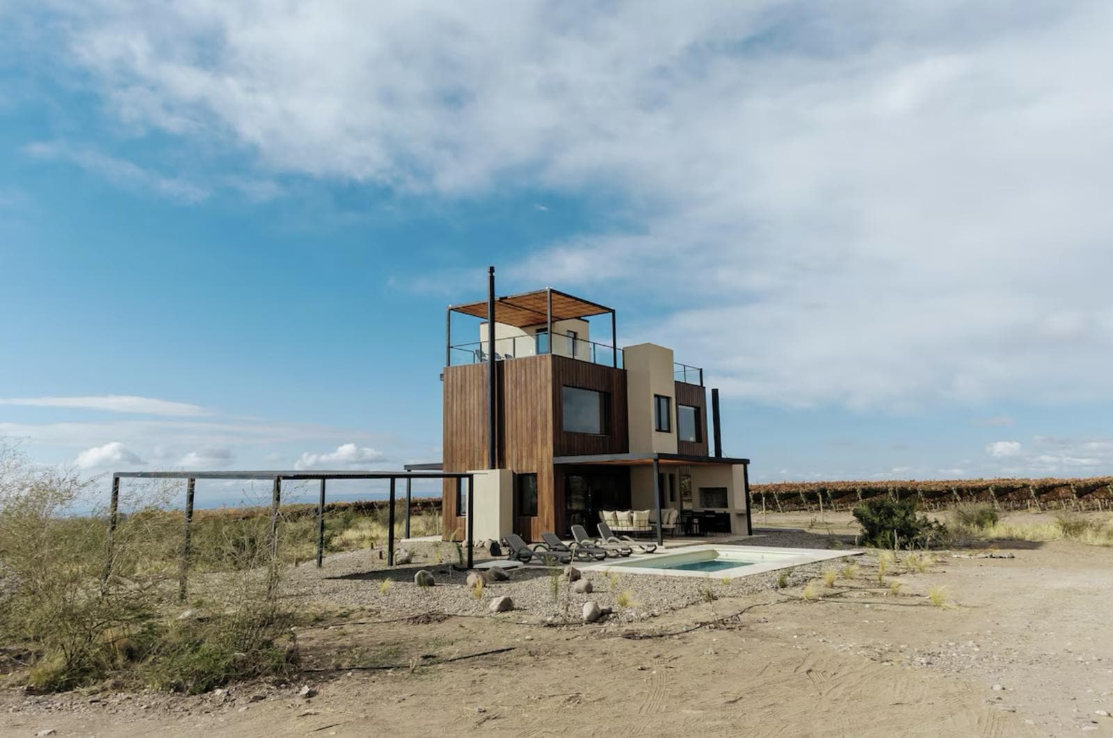 House in Vista Flores