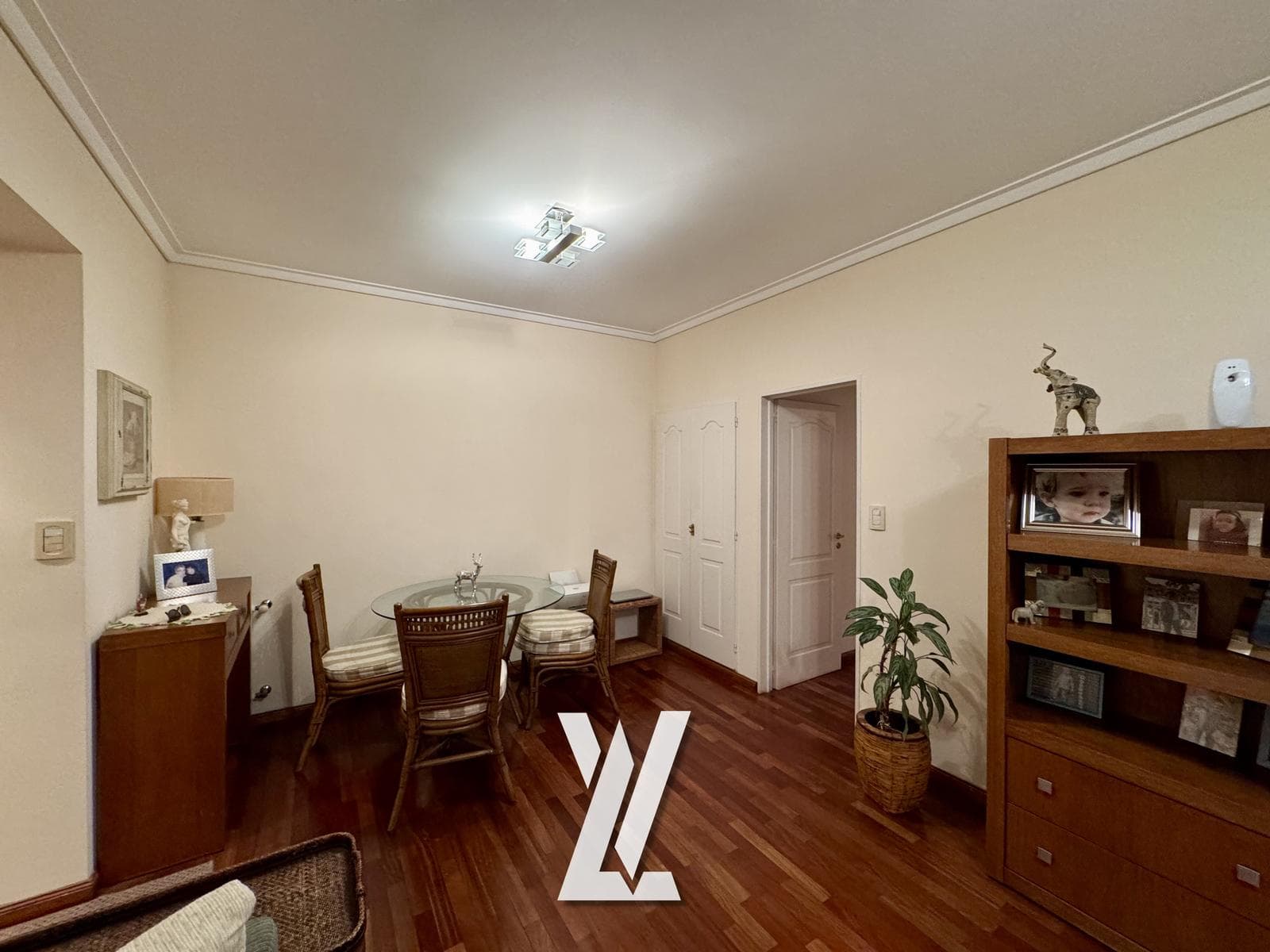 3-room apartment for sale with garage; eligible for financing