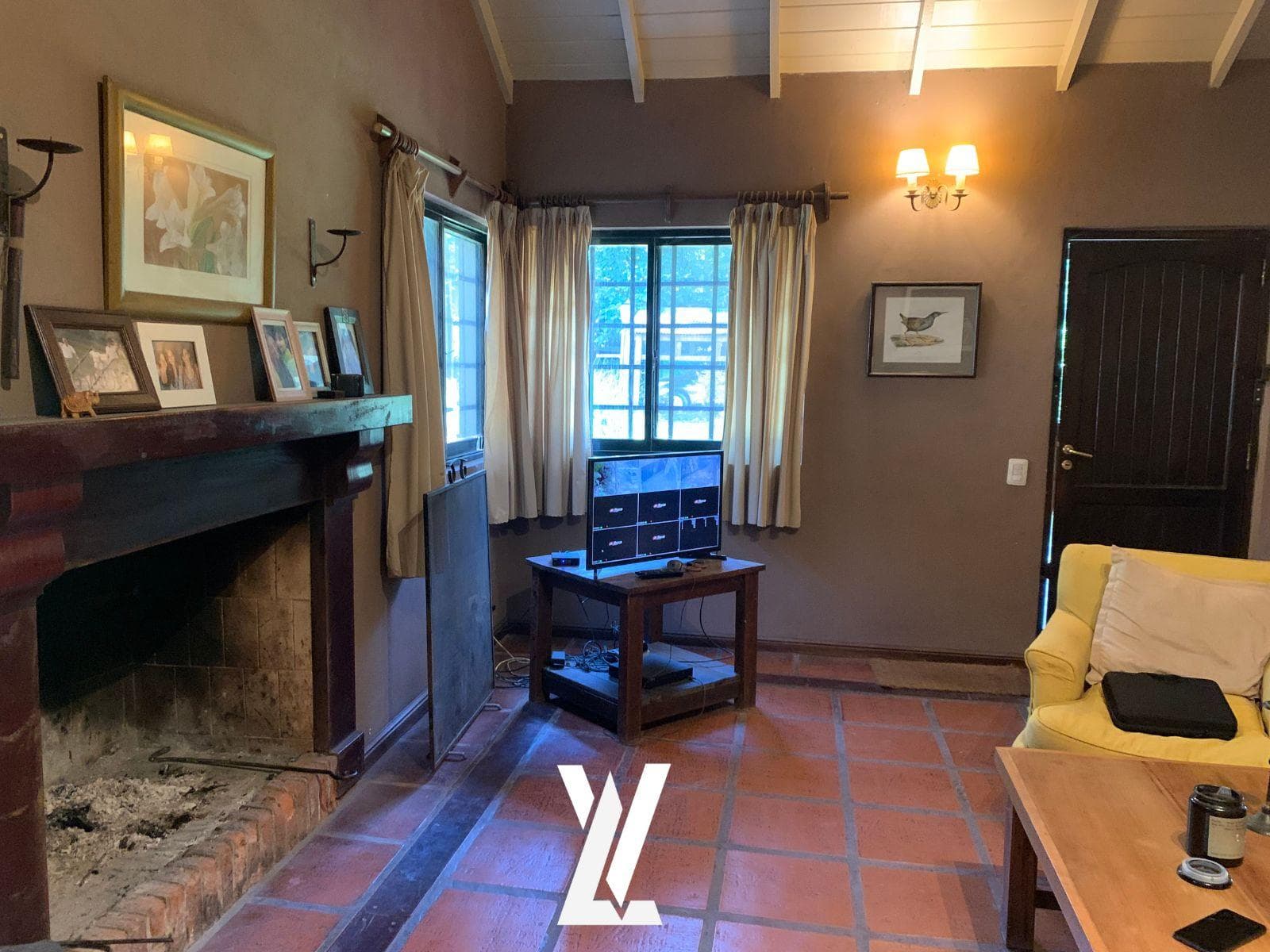 4-room country-style house for sale in the Los Jazmines neighborhood of Del Viso