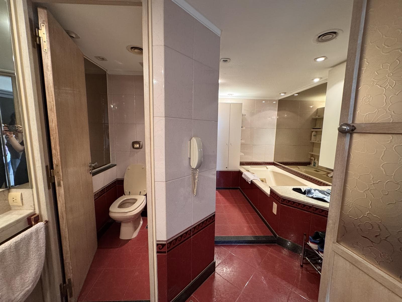 4-Bedroom Apartment for Sale with 2 Parking Spaces, Storage Room, and Amenities—A GREAT OPPORTUNITY