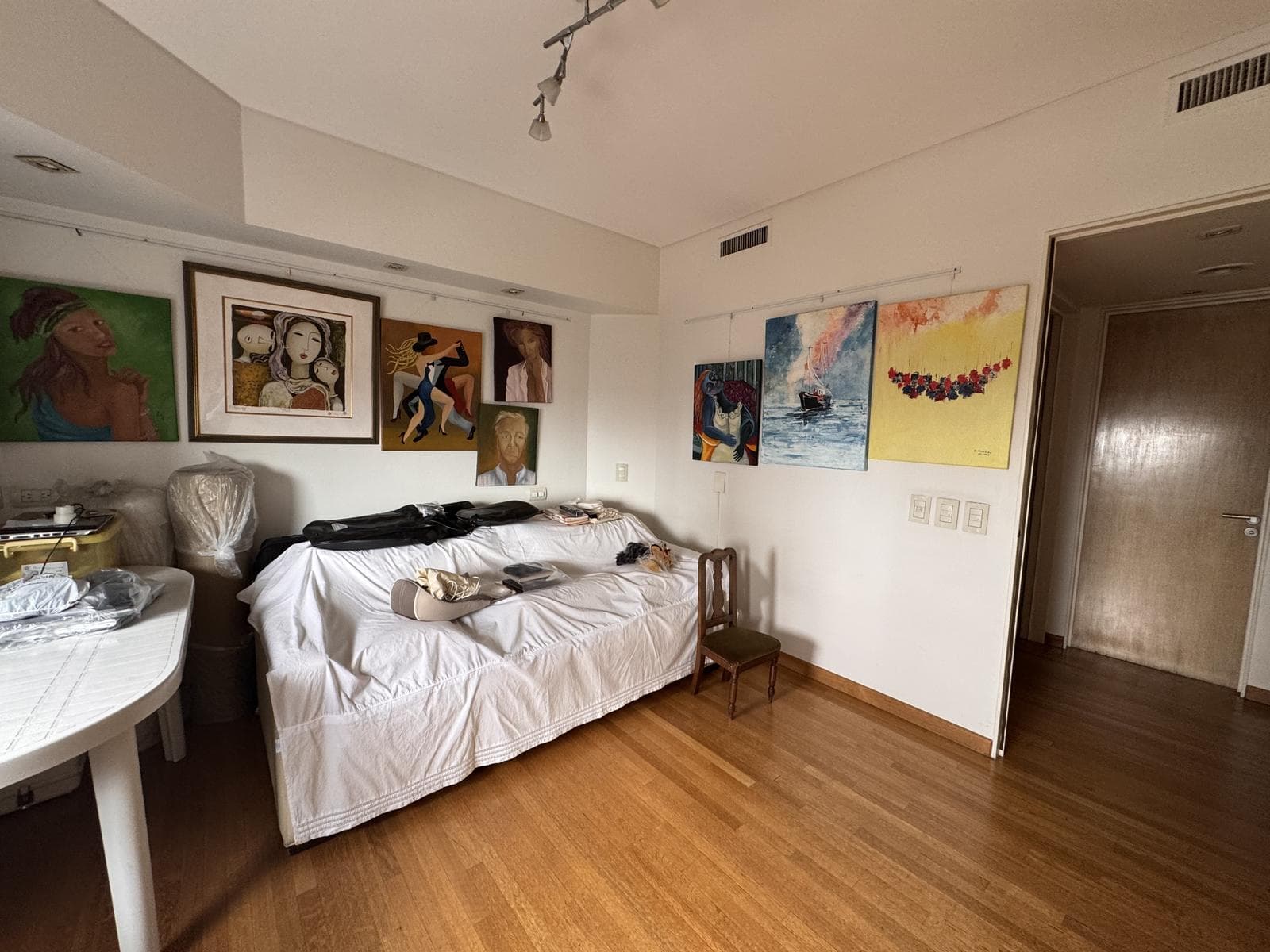 4-Bedroom Apartment for Sale with 2 Parking Spaces, Storage Room, and Amenities—A GREAT OPPORTUNITY