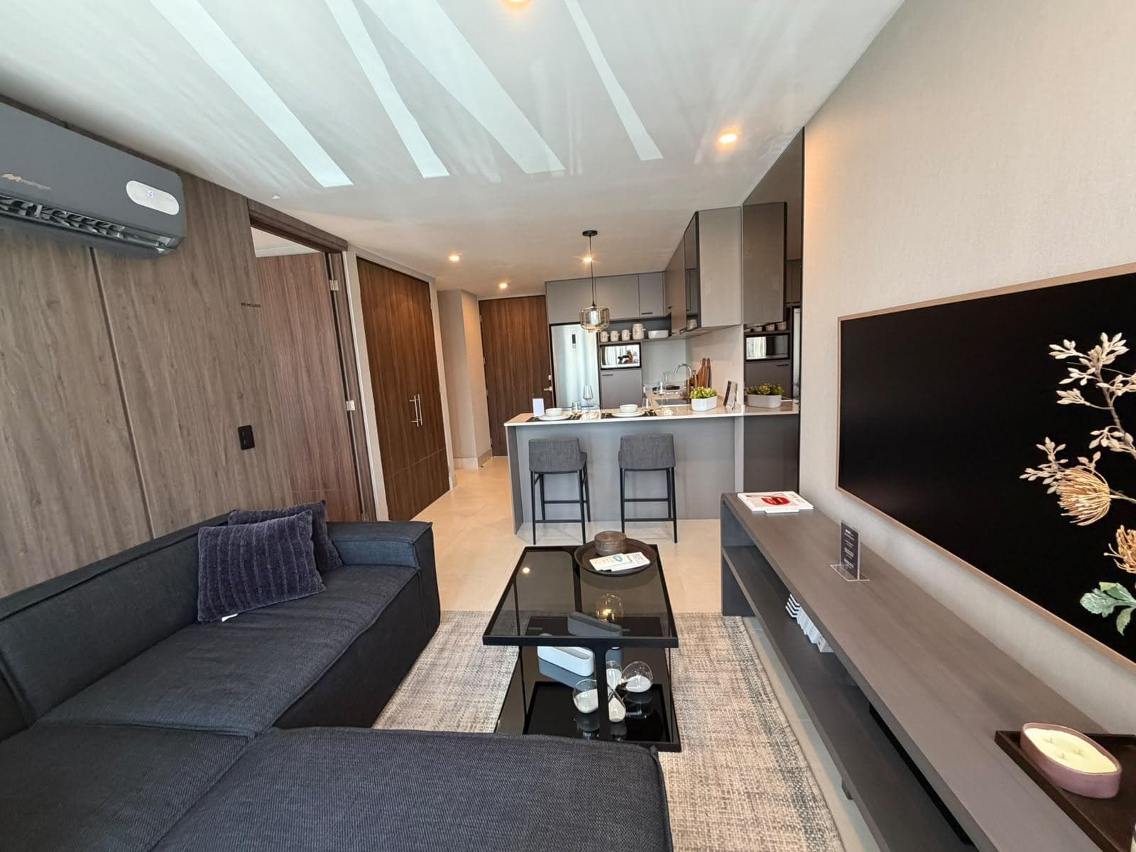 Pre-Sale Apartment by Gonzalitos