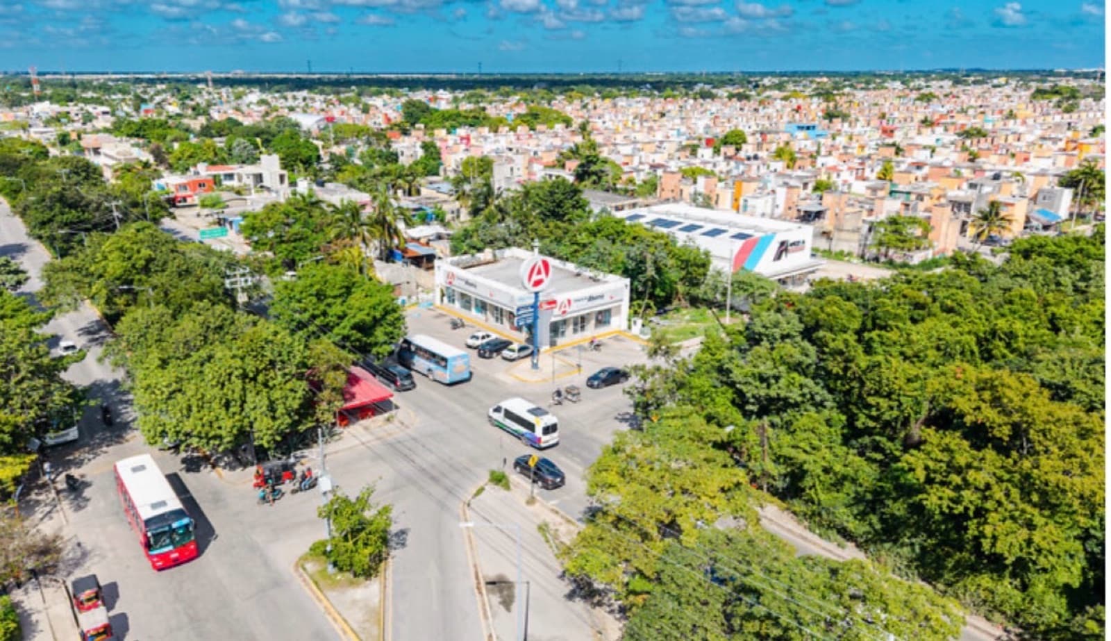 Land - Puerto Juárez