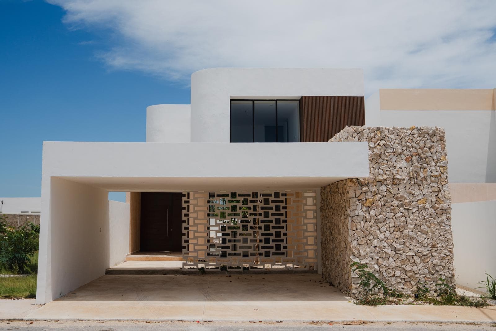 House for sale in Conkal, Yucatán, in a gated community