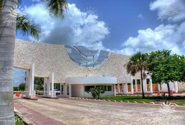 House for sale in Lagos del Sol, Cancun.