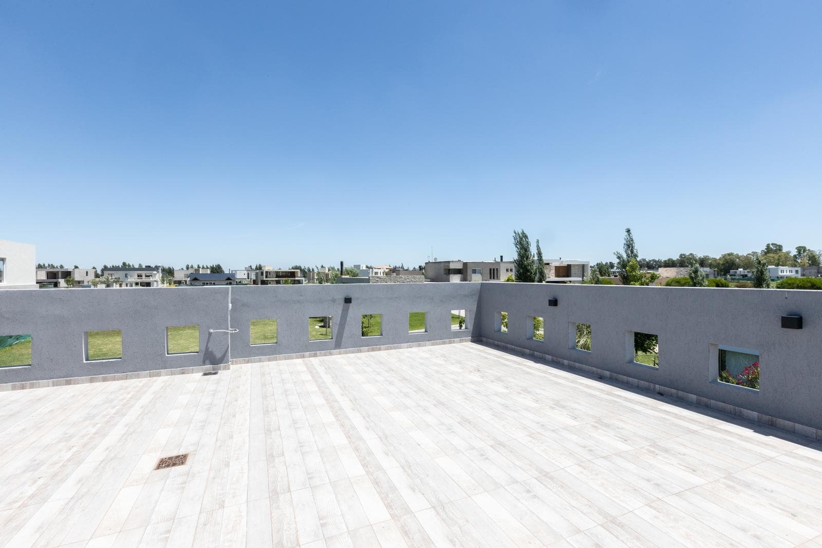 House for Sale in Lagos de San Eliseo, San Vicente