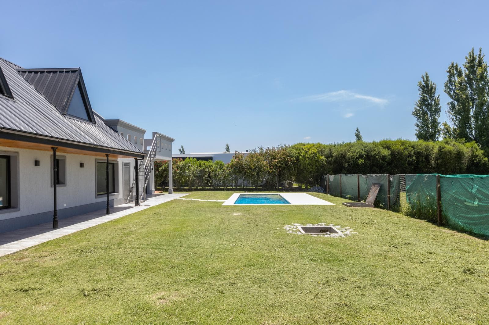 House for Sale in Lagos de San Eliseo, San Vicente