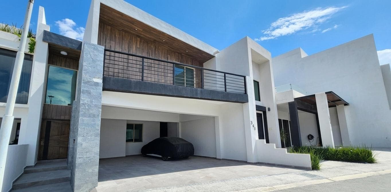 House for Sale in Villa Foresta, Saltillo, in the Northeast