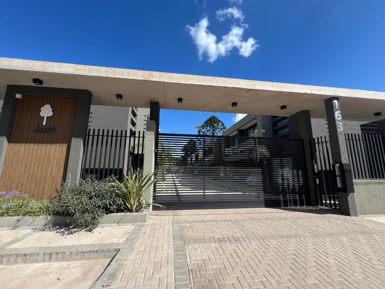 Duplex for Sale in Canning