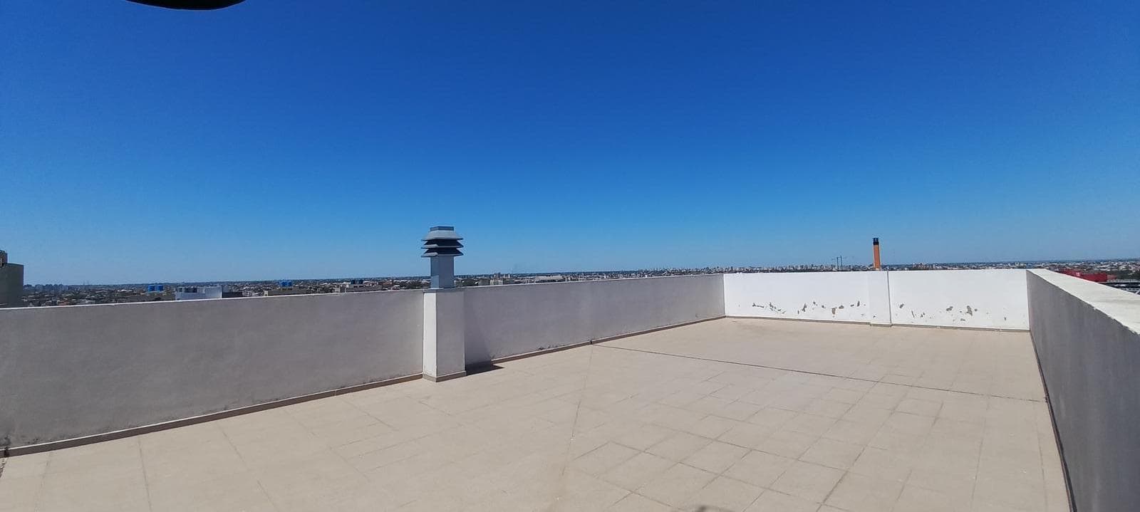 Studio Apartment for Sale in Downtown Avellaneda, Southern Greater Buenos Aires. Washing Machine Hookup. Generator.