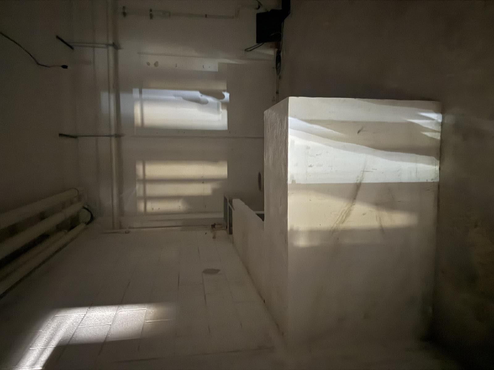 WINE CELLAR FOR SALE AND RENT IN CANCÚN | MASTER PLAZA | STRATEGIC LOCATION