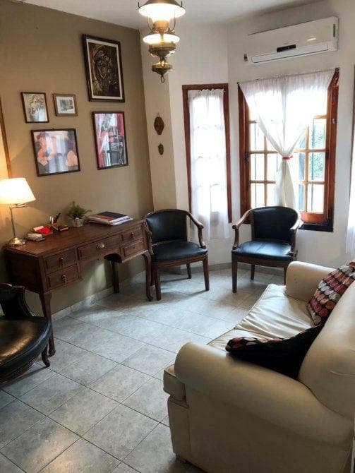 Duplex independiente en Adrogue centro