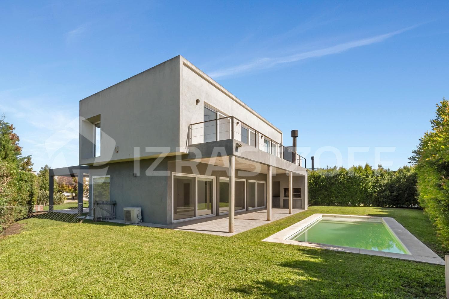 Casa en VENTA sobre lote central en Ayres Plaza