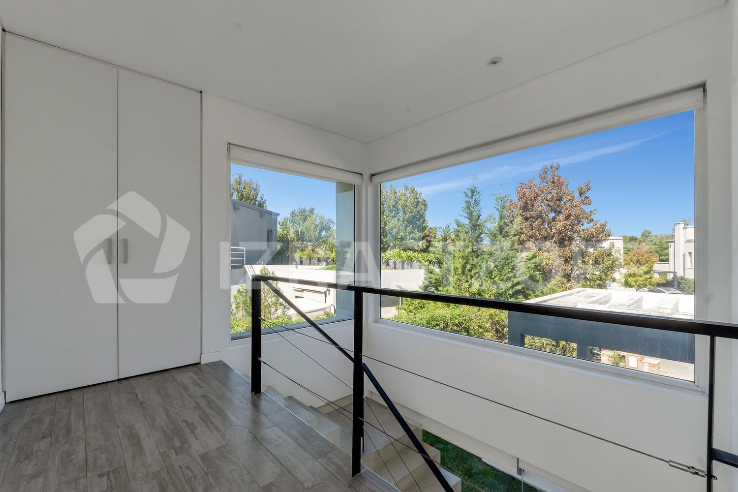 Casa en VENTA sobre lote central en Ayres Plaza