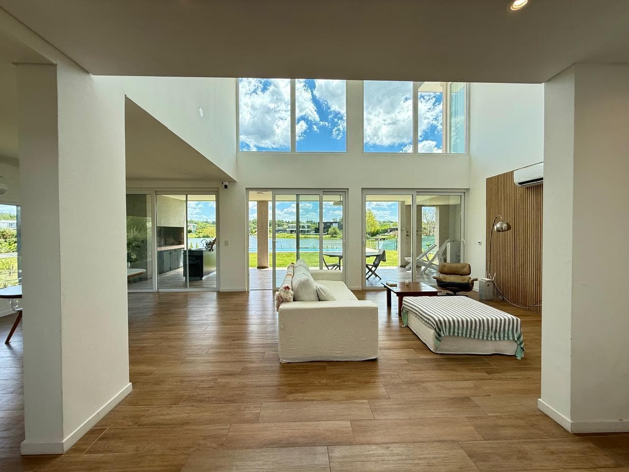 House for Sale in El Canton, Near the Lagoon