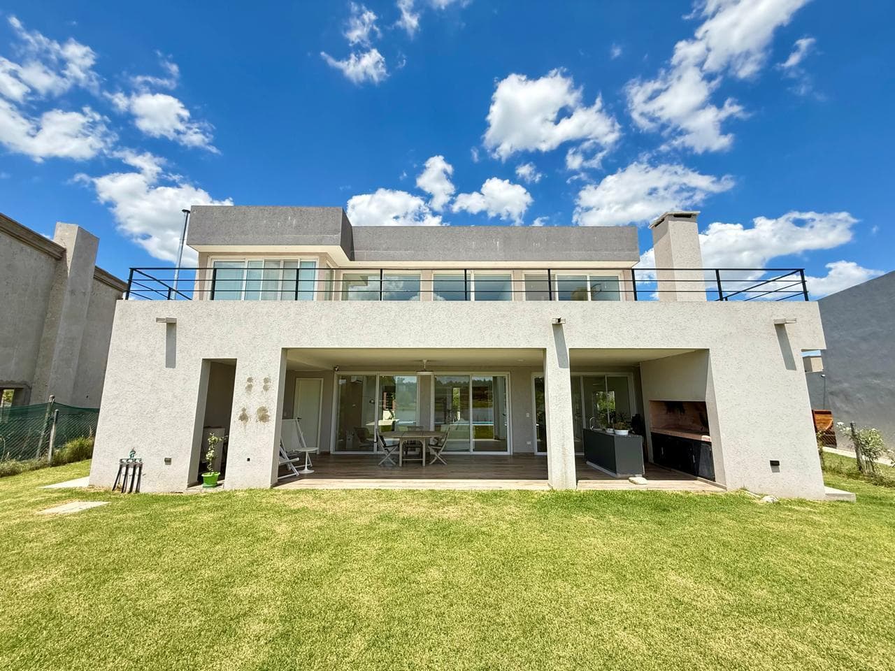 House for Sale in El Canton, Near the Lagoon