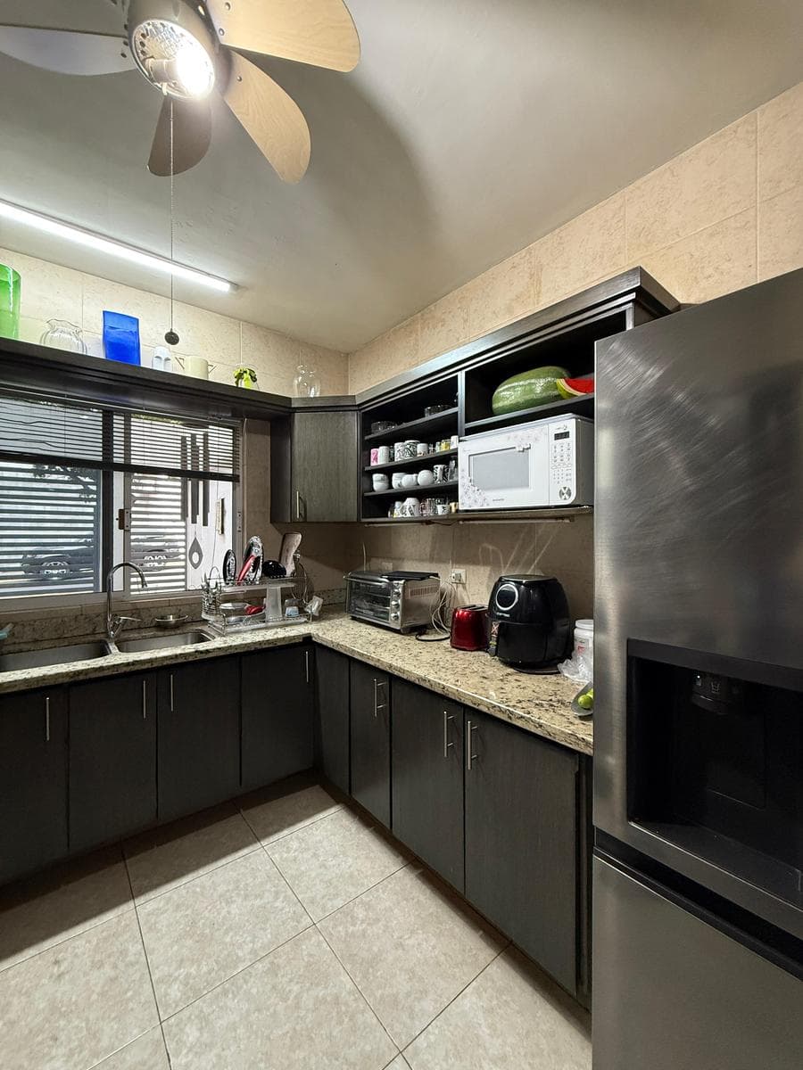 House for Sale in Dinastía, Monterrey, Nuevo León