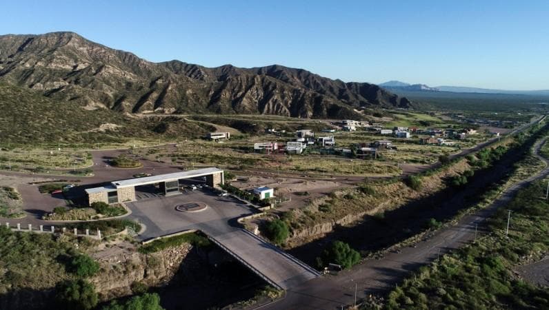 Land for Sale in the Mendoza Norte Neighborhood