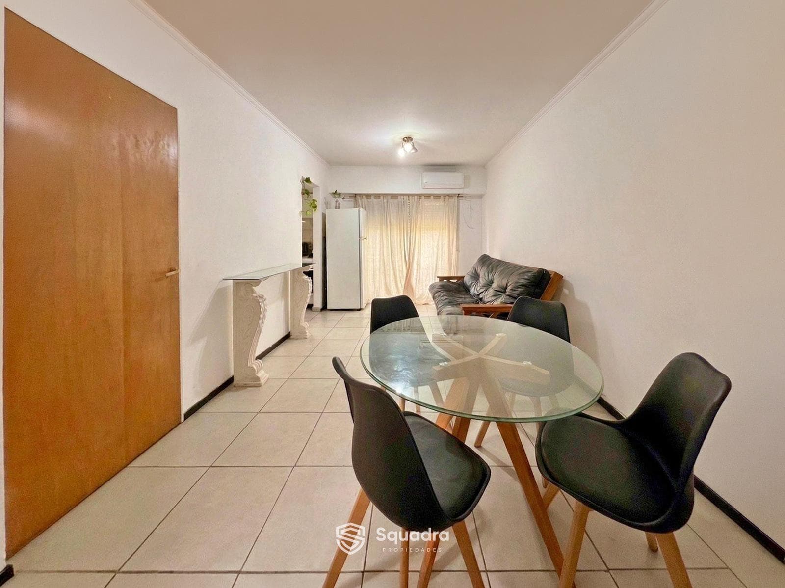 FOR SALE - 1-bedroom apartment with a front-facing balcony. Abasto, Rosario. QUALIFIES FOR A MORTGAGE.