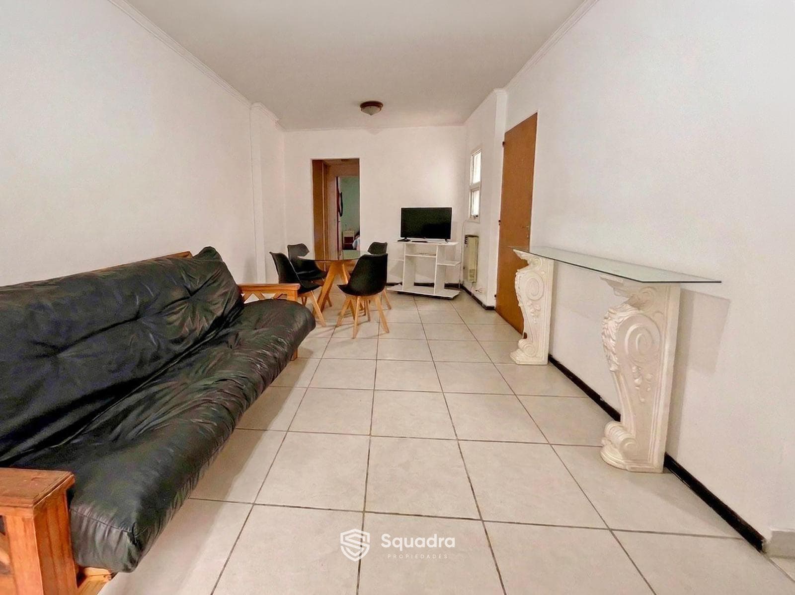 FOR SALE - 1-bedroom apartment with a front-facing balcony. Abasto, Rosario. QUALIFIES FOR A MORTGAGE.