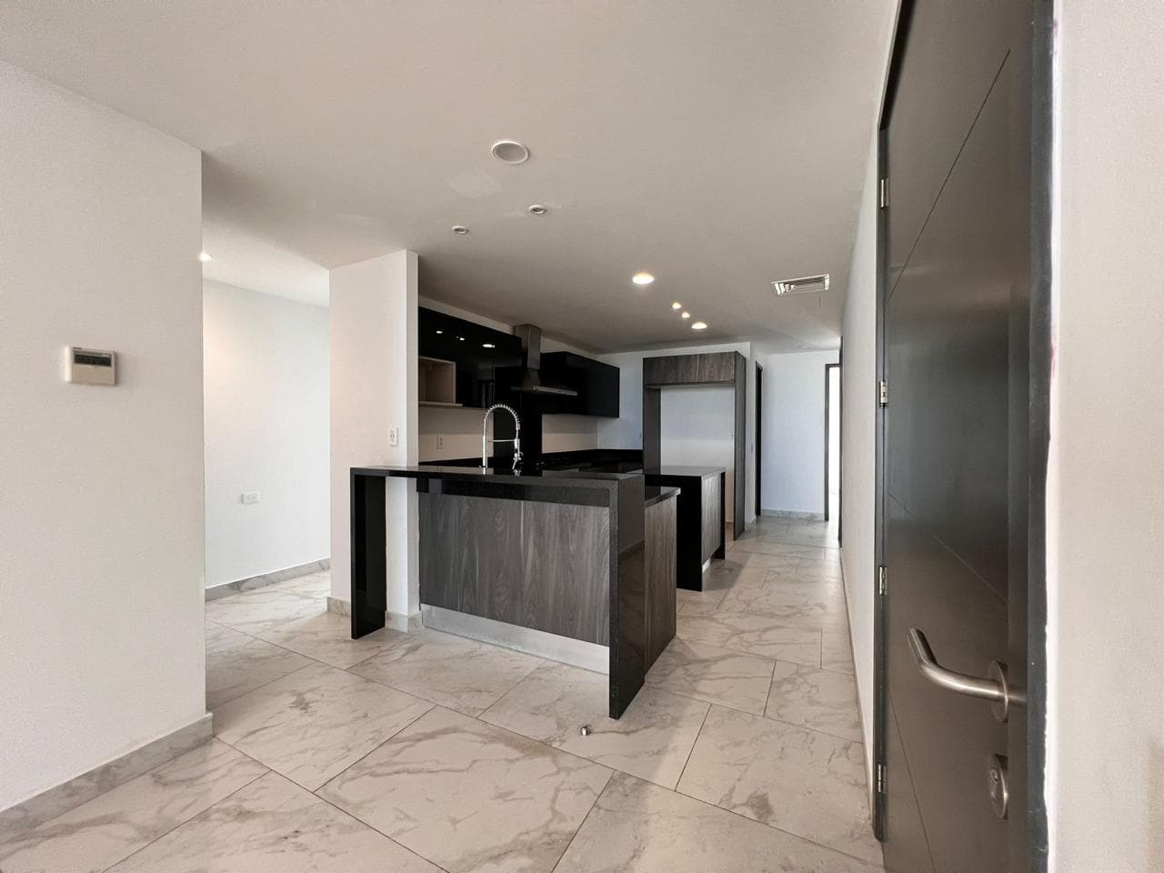 Apartment for Rent, 2 Bedrooms, UNFURNISHED, Bonampak Ave., Be Towers, Puerto Cancún