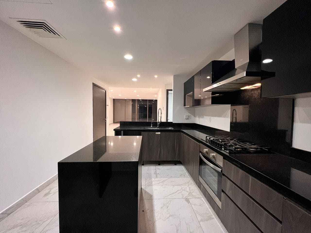 Apartment for Rent, 2 Bedrooms, UNFURNISHED, Bonampak Ave., Be Towers, Puerto Cancún