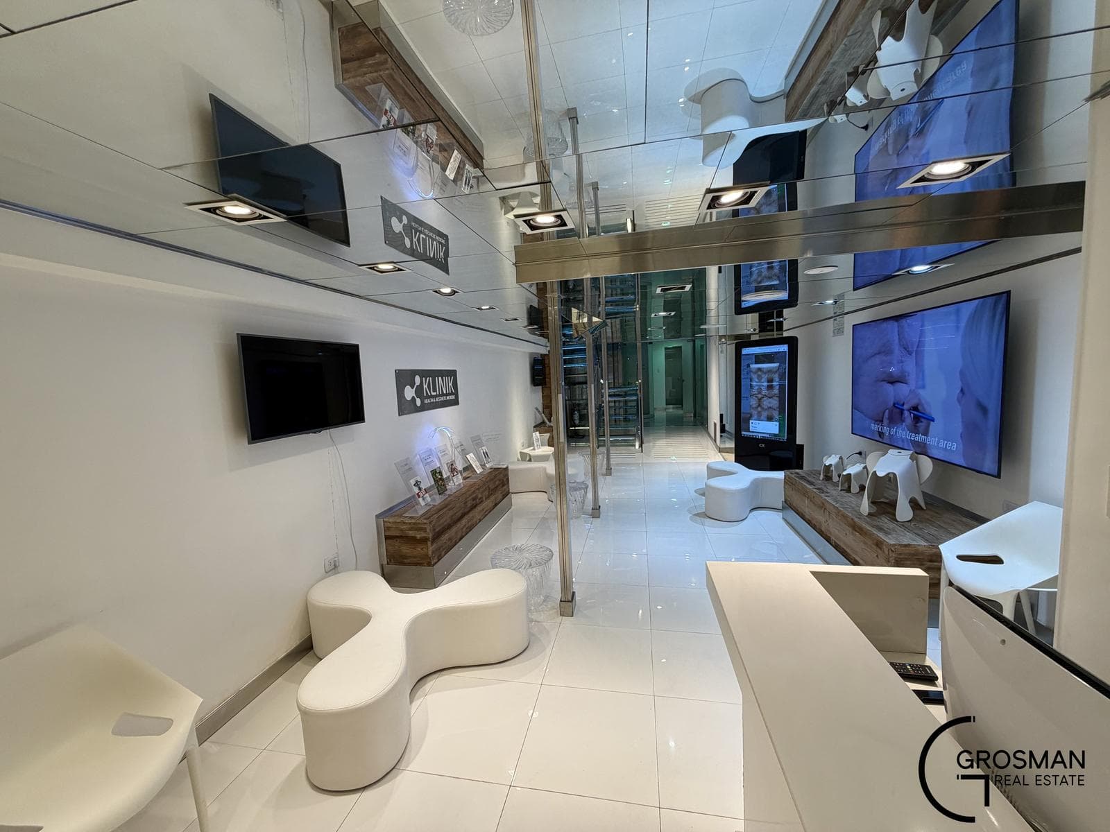 AAA Premium Office Space for Rent (Cosmetic Clinic) in Recoleta!